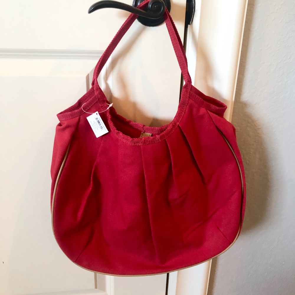NWT Vintage style red canvas hobo bag with tan  faux leather piping, classic